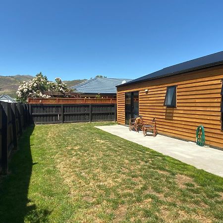 Central Retreat And Self Contained With Free Wifi Cromwell Esterno foto
