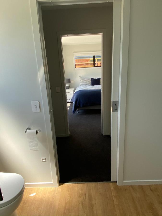 Central Retreat And Self Contained With Free Wifi Cromwell Esterno foto